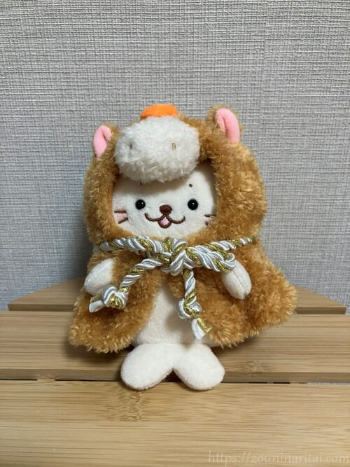 午の衣装を着たついたん