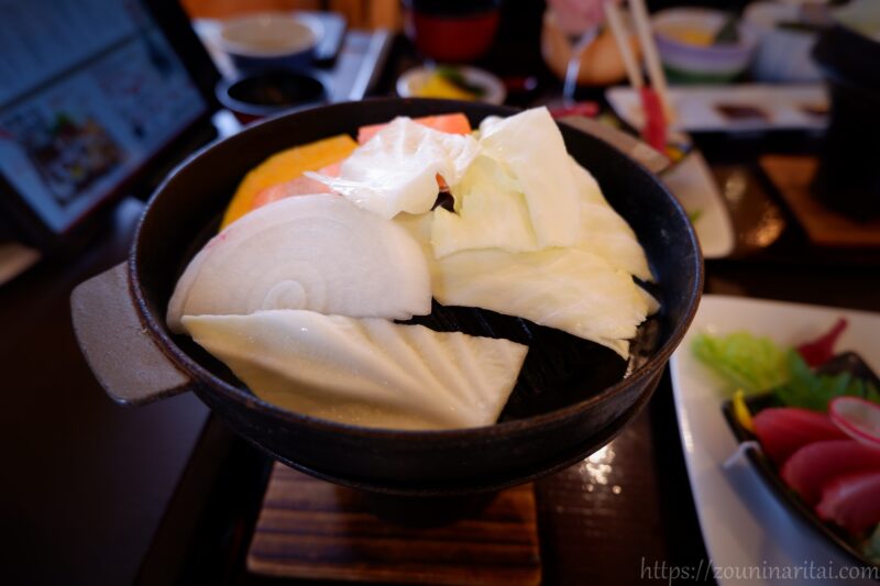 レストランアカショウビンの深浦マグロステーキ丼
