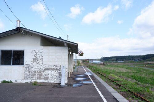 津軽線大川平駅ホーム
