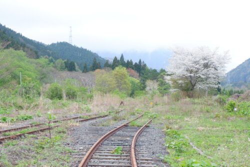 津軽線三厩駅電車止め